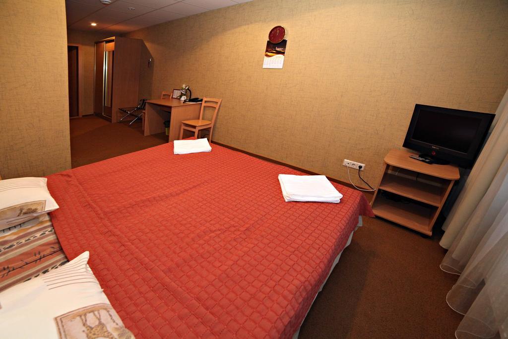 Hotel Zemgale à Jelgava Chambre photo