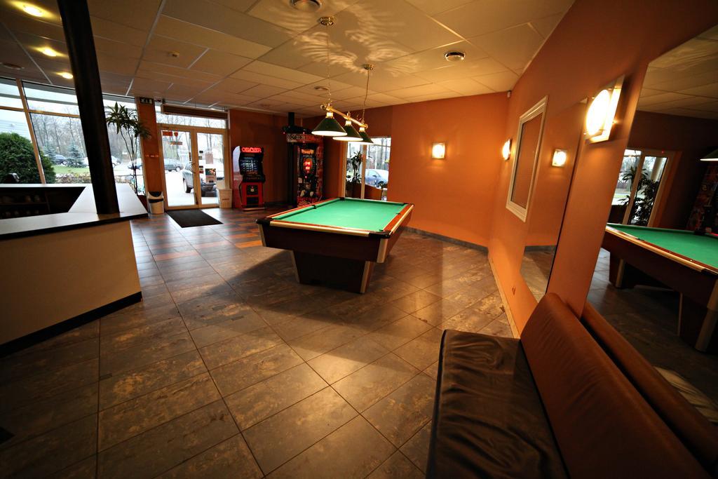 Hotel Zemgale à Jelgava Extérieur photo