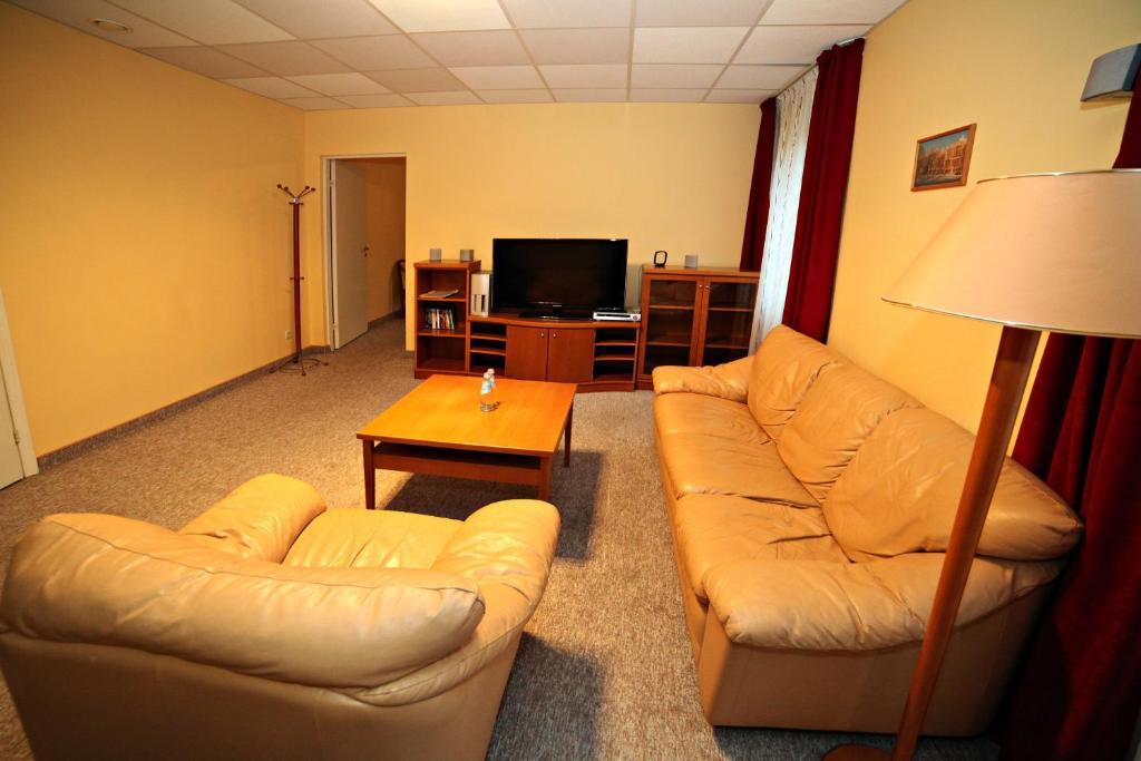 Hotel Zemgale à Jelgava Chambre photo